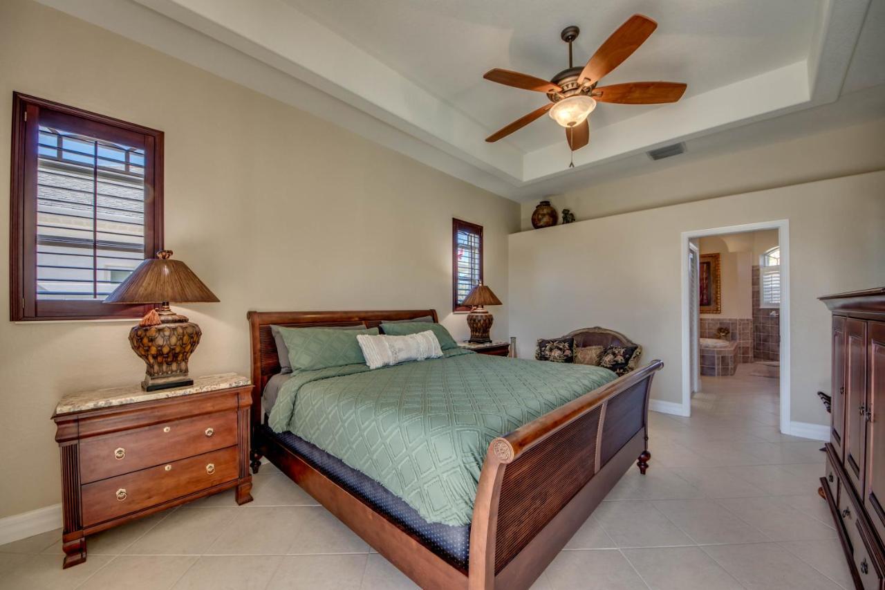 Villa-Haze, Lots Of Privacy, Solar & Electric Heated Pool And Spa Cabo Coral Exterior foto