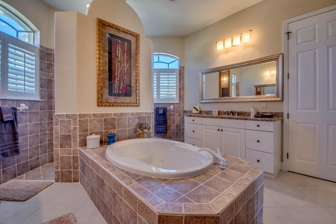 Villa-Haze, Lots Of Privacy, Solar & Electric Heated Pool And Spa Cabo Coral Exterior foto